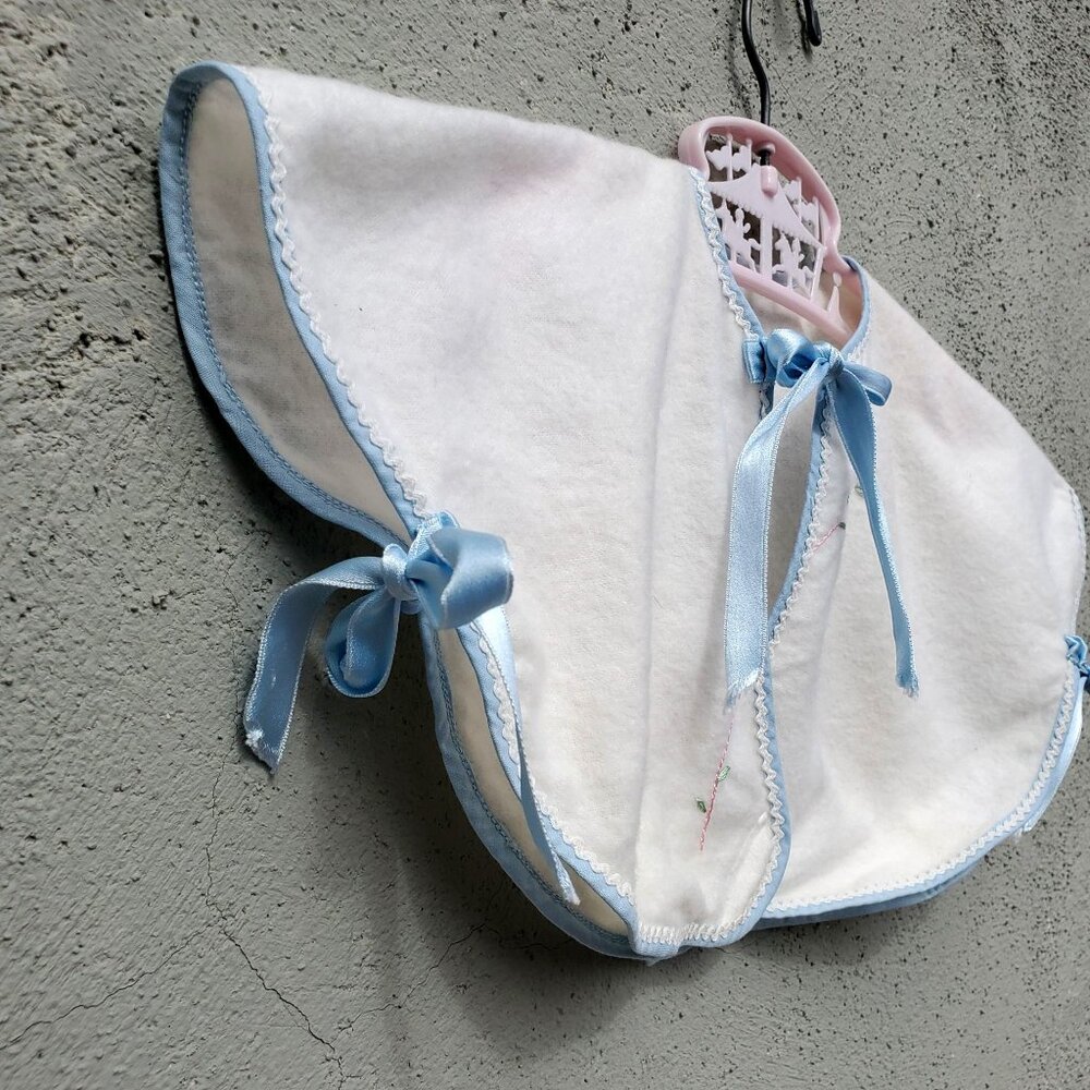 Vintage Baby Cape White Flannel with Blue Ribbon Trim Hand Embroidery - Picture 9 of 9